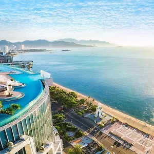 https://star-beach-panorama.nhatrangbesthotels.com