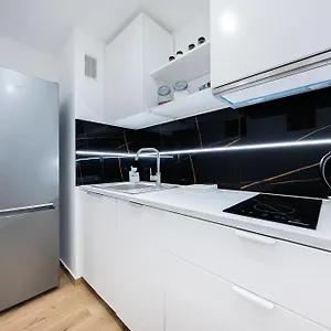https://unit-warszawa-centrum-room-by-metro-rondo-onz-warsaw.warsawhotelspoland.com